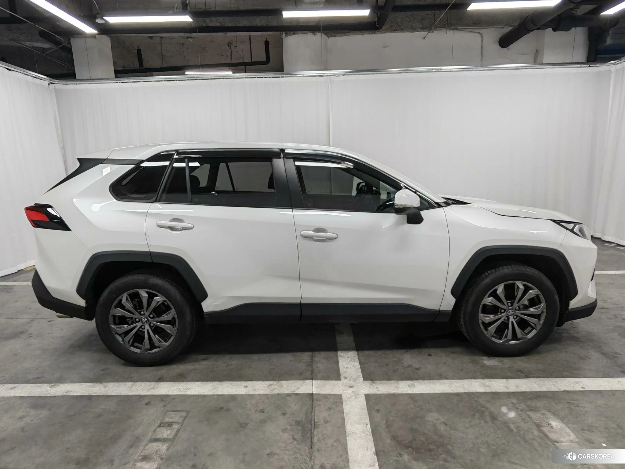 Toyota RAV4 2023 Белый из Китая, фото 6
