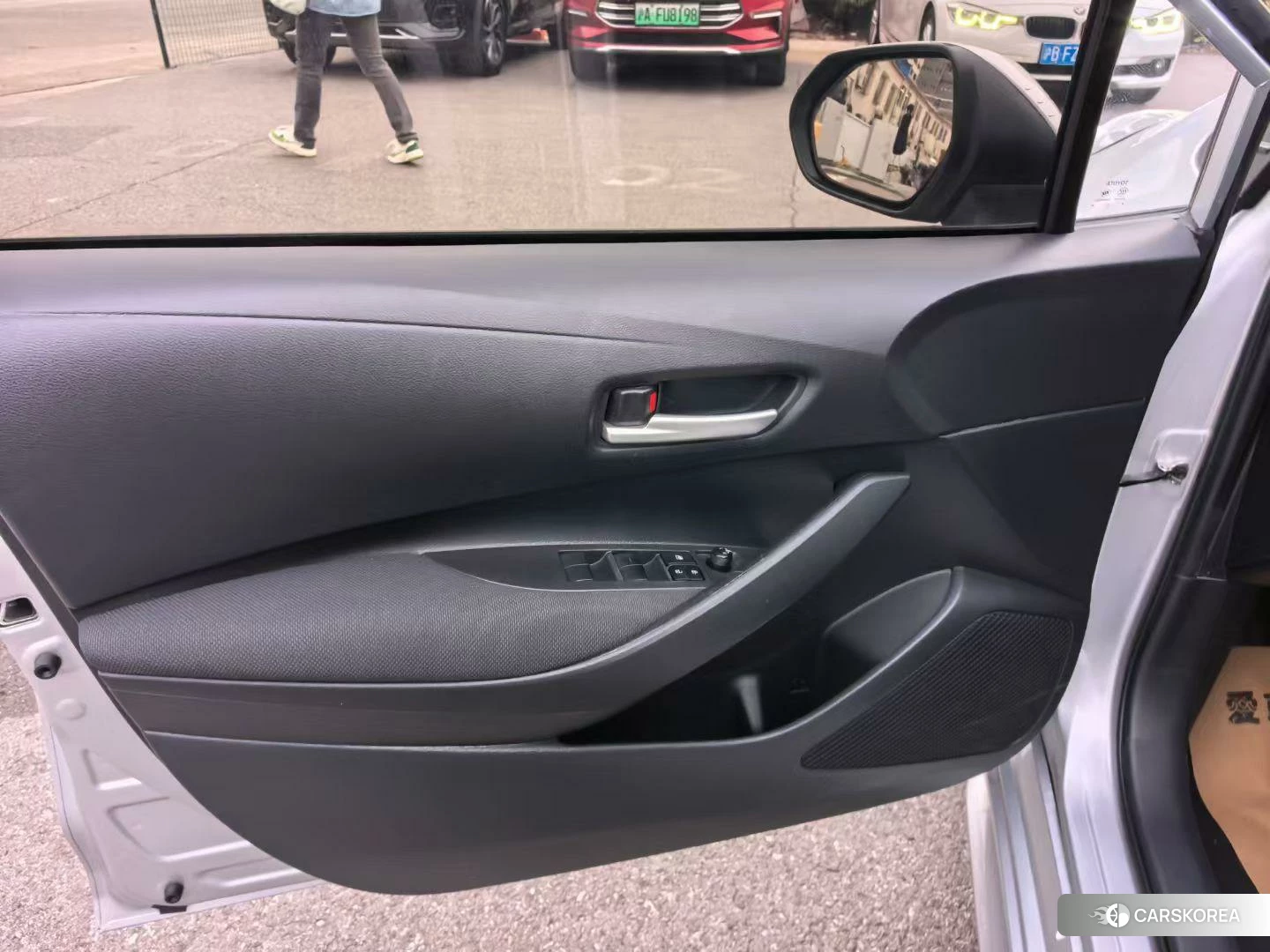 Toyota Levin 2021 Серебристо-серый из Китая, фото 6