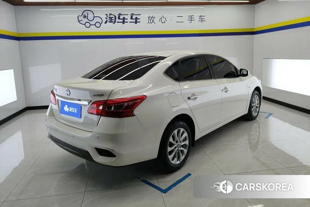 Nissan Sylphy 2024 Белый из Китая, фото 6