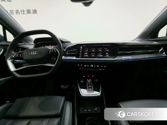 Audi Q4 2024 Синий из Китая, фото 6