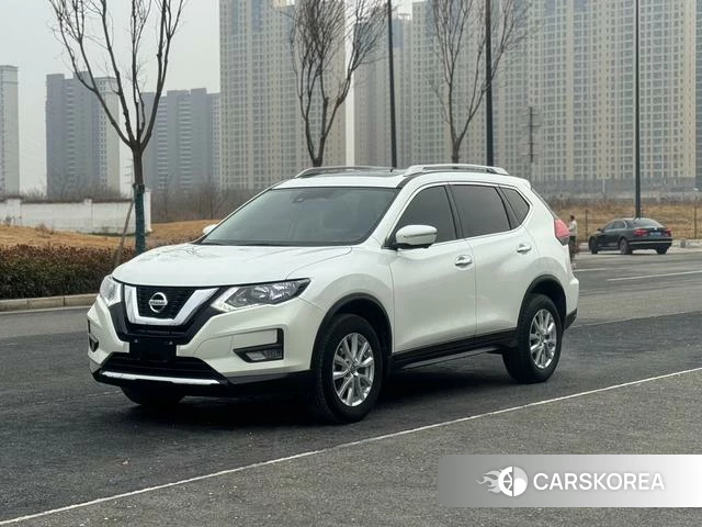 Nissan X-Trail 2021 Белый из Китая, фото 6