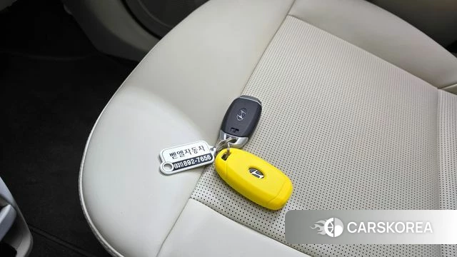 Hyundai Casper Electric 2025 Серебристо-серый из Кореи, фото 6