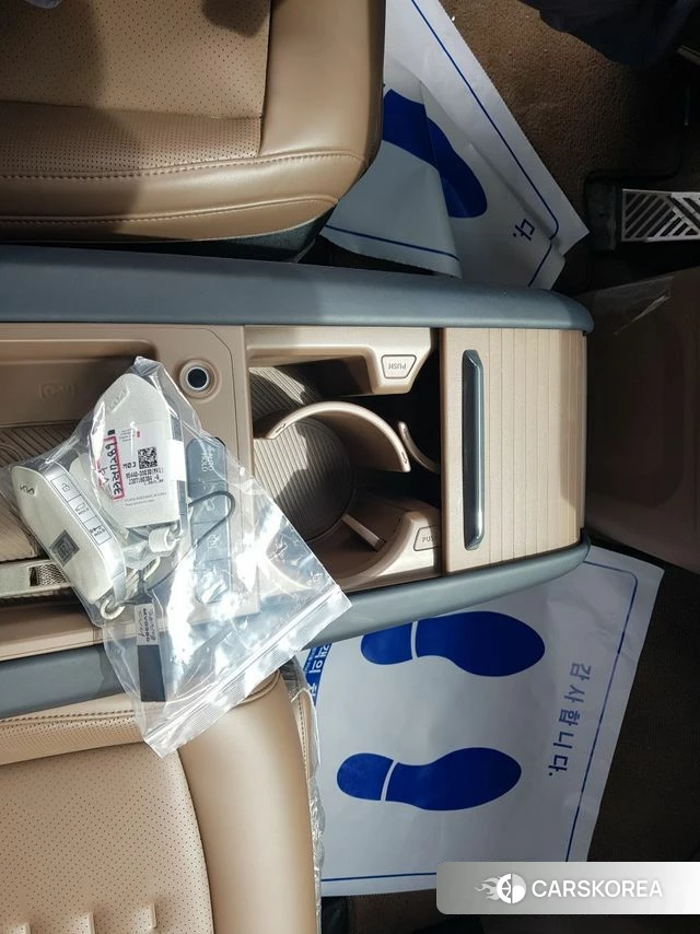 Kia EV9 2023 Белый из Кореи, фото 6