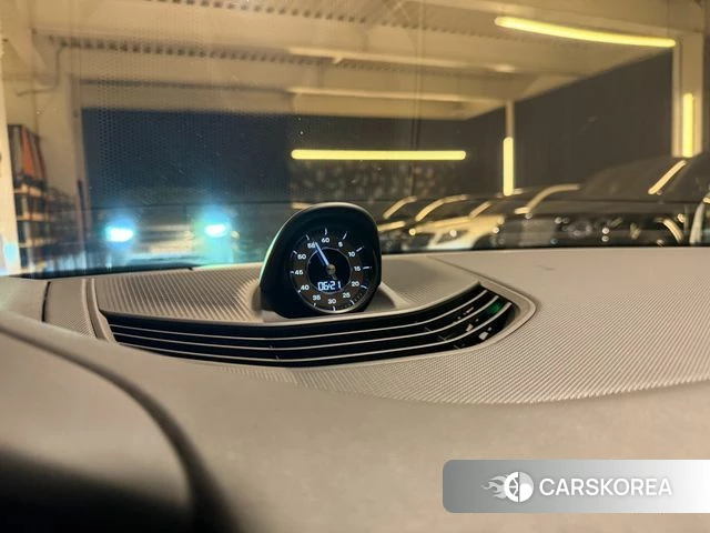 Porsche Taycan 2023 Белый из Кореи, фото 6
