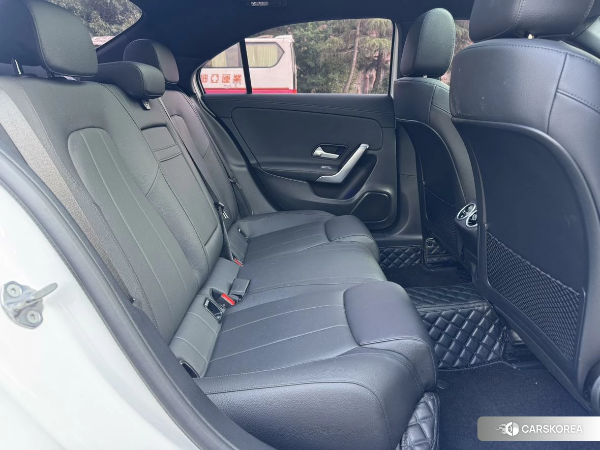 Mercedes-Benz A-Class 2021 Белый из Китая, фото 6
