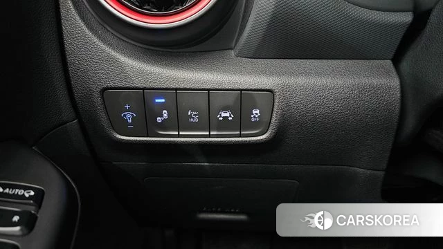 Hyundai Kona 2019 Серебристо-серый из Кореи, фото 6