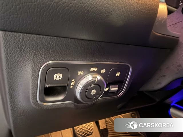 Mercedes-Benz GLB 2023 Темно-серый из Китая, фото 6