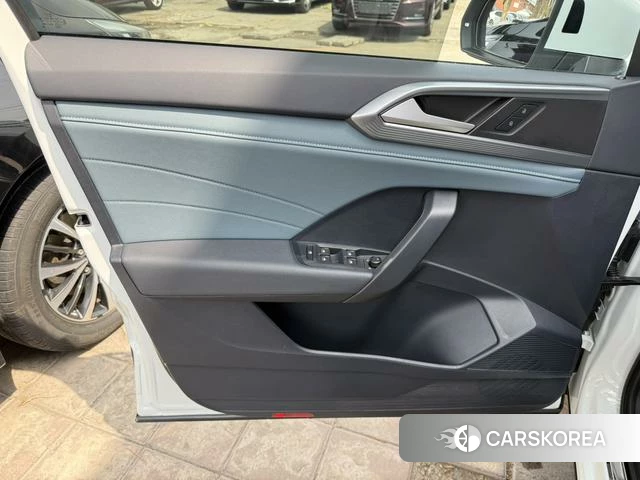 Volkswagen Tharu 2025 Белый из Китая, фото 6