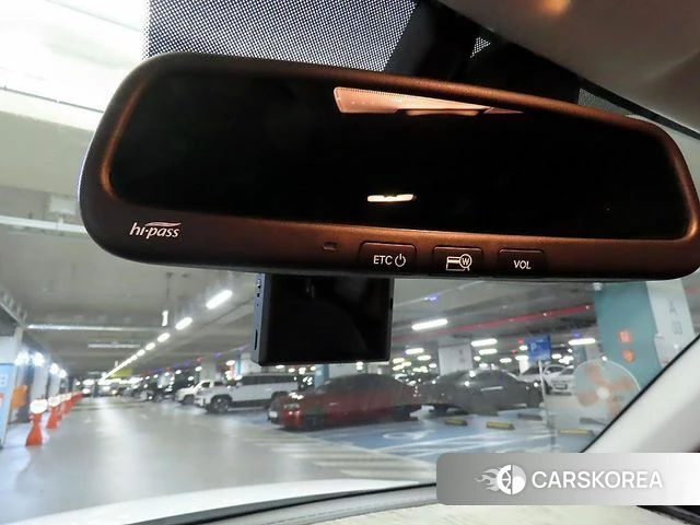 Hyundai Venue 2021 Белый из Кореи, фото 6