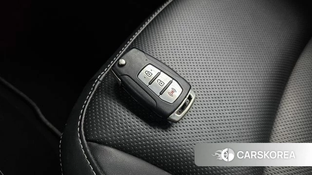 Ssangyong Tivoli Armor 2018 Белый из Кореи, фото 6