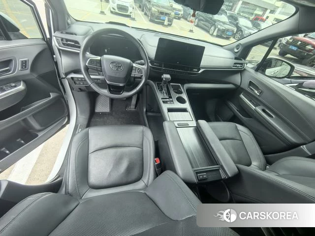 Toyota Sienna 2023 Белый из Китая, фото 6