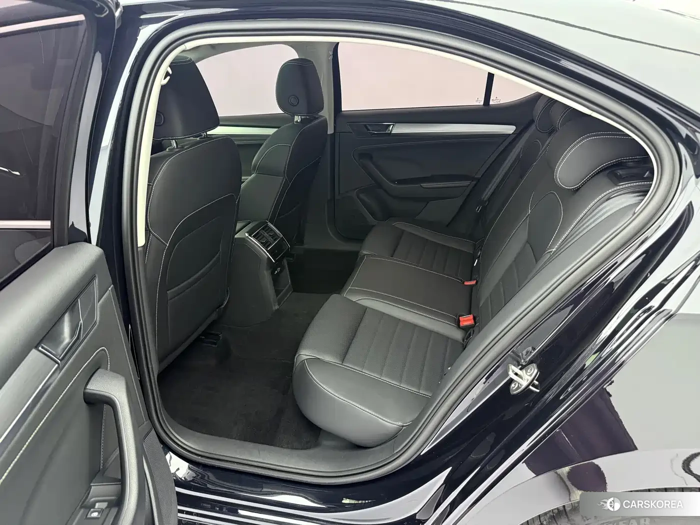 Skoda Superb 2024 Черный из Китая, фото 6