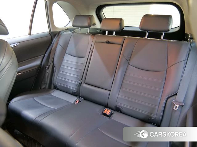 Toyota Wildlander 2021 Серебристо-серый из Китая, фото 6
