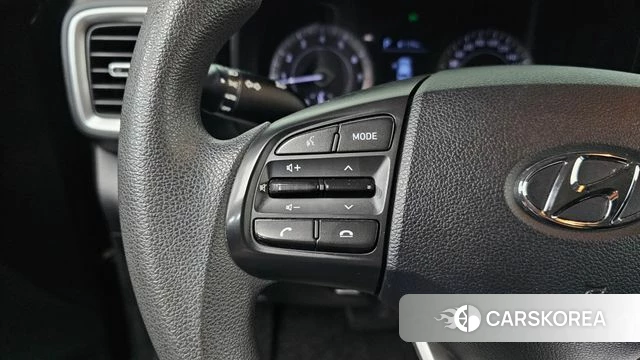 Hyundai Venue 2019 Серый из Кореи, фото 6
