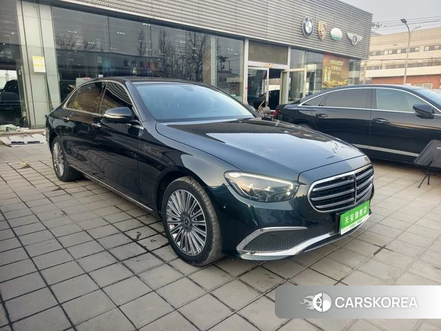 Mercedes-Benz E-Class 2023 Зеленый из Китая, фото 6