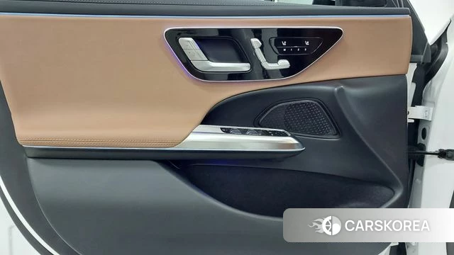 Mercedes-Benz E-Class W214 2026 Белый из Кореи, фото 6