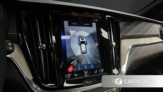Volvo V60 Cross-Country 2nd Generation 2019 Белый из Кореи, фото 6