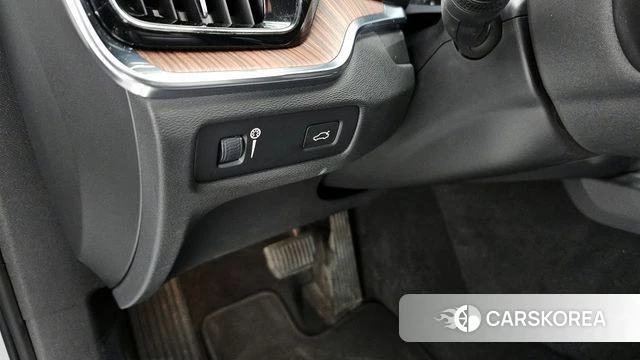 Volvo S60 3rd generation 2020 Белый из Кореи, фото 6