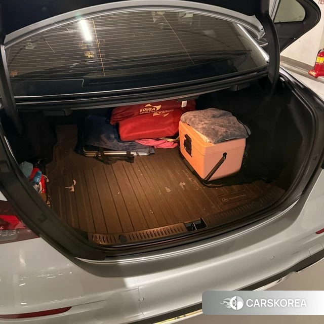 Mercedes-Benz E-Class W213 2021 Серебряный из Кореи, фото 6