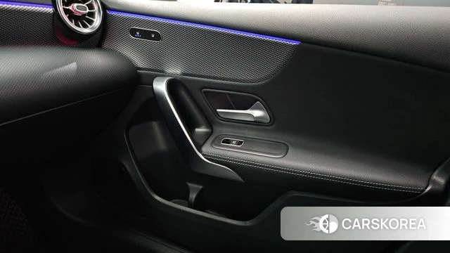 Mercedes-Benz A-Class W177 2021 Черный из Кореи, фото 6