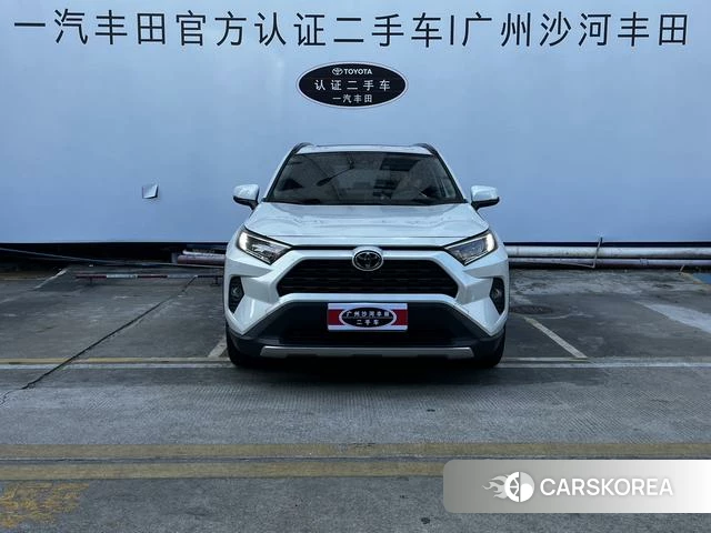 Toyota RAV4 2021 Белый из Китая, фото 6