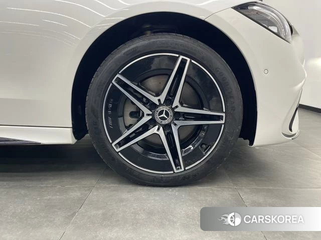 Mercedes-Benz C-class 2024 Белый из Китая, фото 6