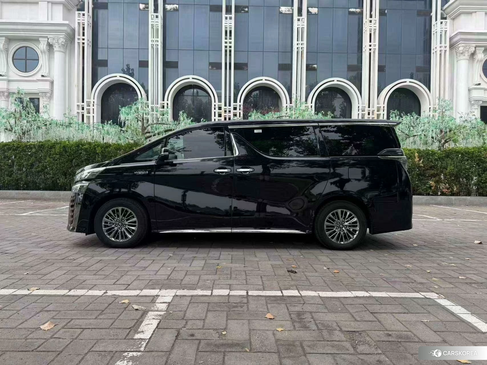 Toyota Vellfire 2021 Черный из Китая, фото 6