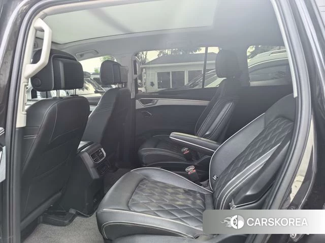 Volkswagen Talagon 2022 Темно-серый из Китая, фото 6