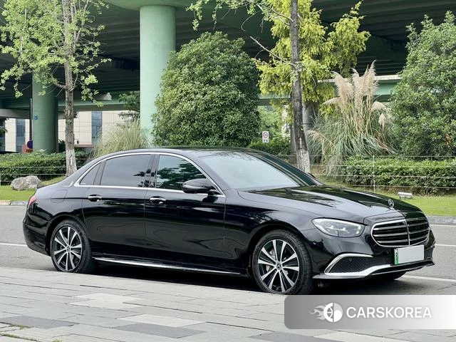 Mercedes-Benz E-Class 2022 Черный из Китая, фото 6