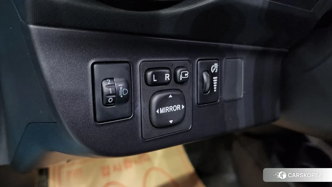 Toyota Prius C 2018 Небесно-голубой из Кореи, фото 6