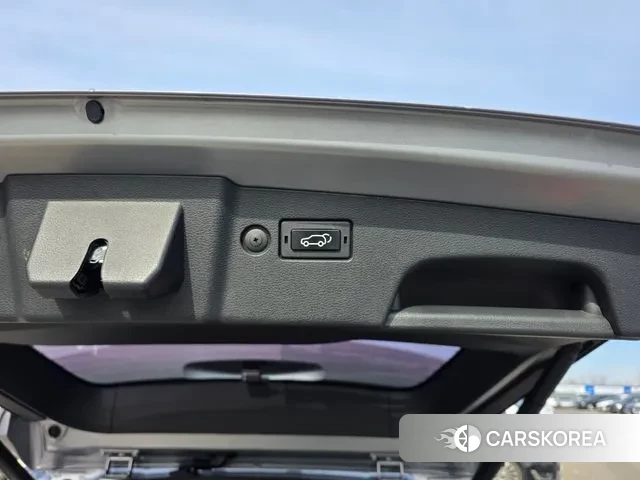 Ssangyong Torres 2022 Серебристо-серый из Кореи, фото 6