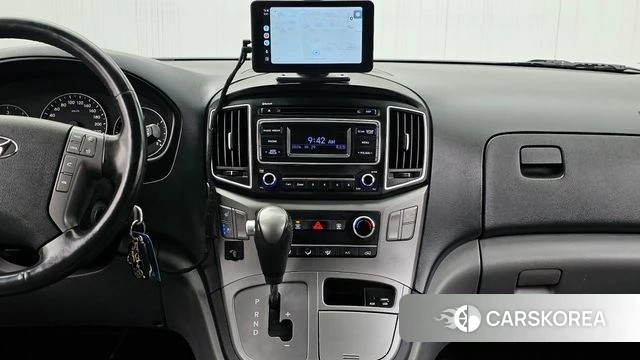 Hyundai The New Grand Starex 2020 Серебристо-серый из Кореи, фото 6
