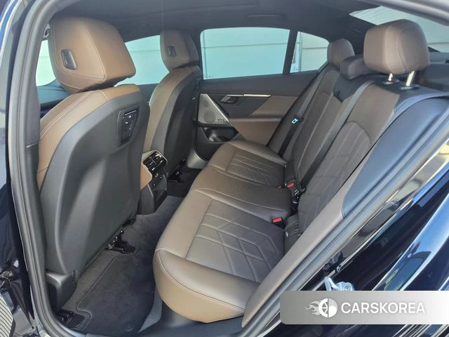 BMW 5 Series (G60) 2026 Черный из Кореи, фото 6