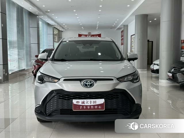 Toyota Frontlander 2023 Серебристо-серый из Китая, фото 6