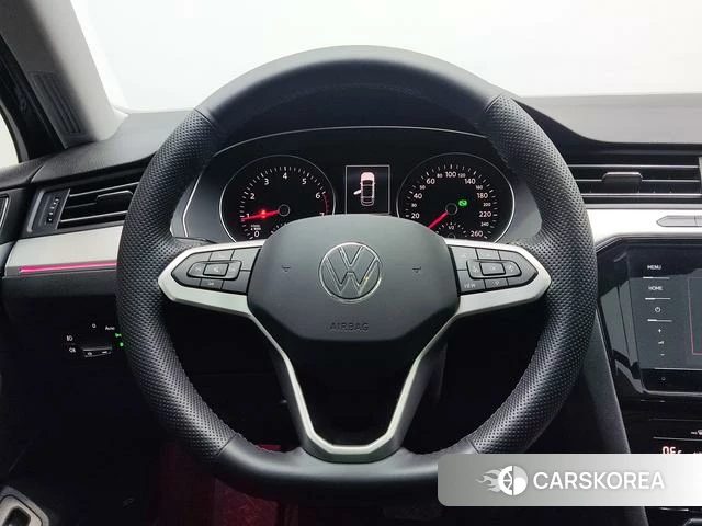 Volkswagen Magotan 2022 Черный из Китая, фото 6
