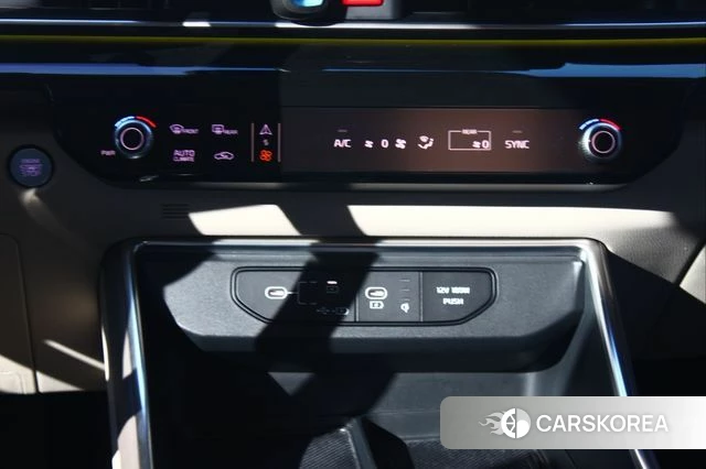 Kia The New Carnival 4th Generation 2024 Черный из Кореи, фото 6