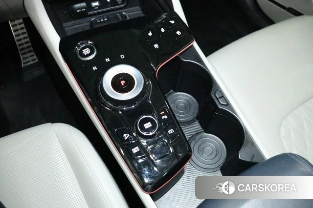 Kia Sportage 5th Generation Hybrid 2021 Белый из Кореи, фото 6