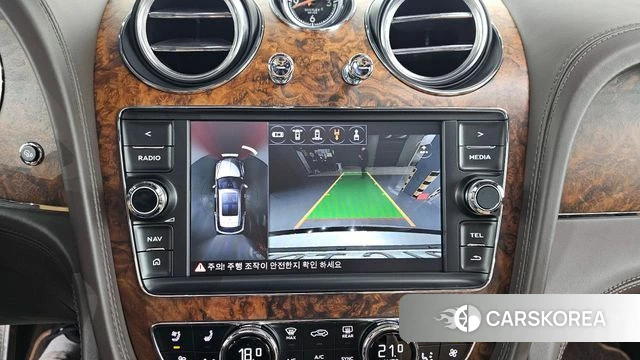 Bentley Bentayga 2018 Жемчужный цвет из Кореи, фото 6