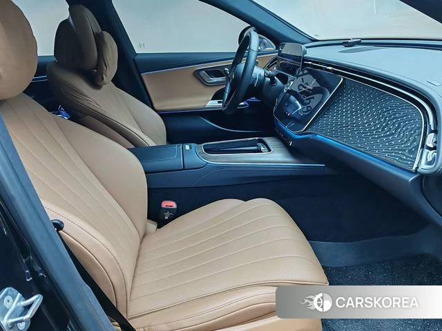 Mercedes-Benz E-Class 2025 Черный из Китая, фото 6