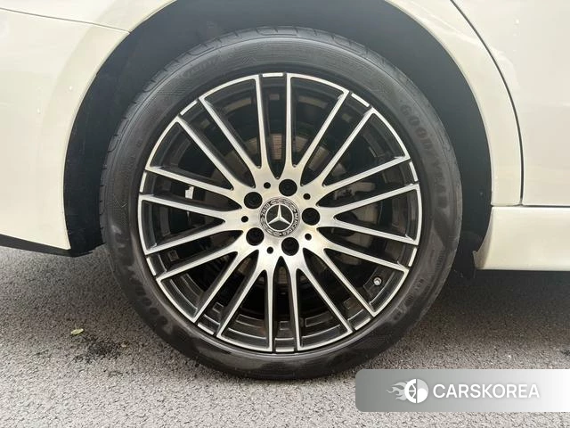 Mercedes-Benz C-class 2024 Белый из Китая, фото 6