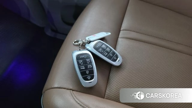 Hyundai Staria 2021 Белый из Кореи, фото 6