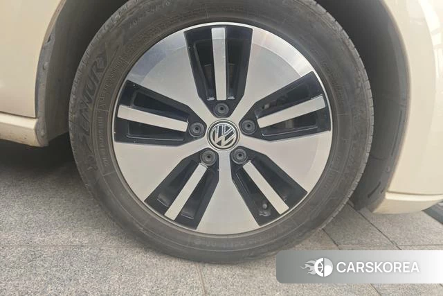 Volkswagen Golf 2021 Белый из Китая, фото 6