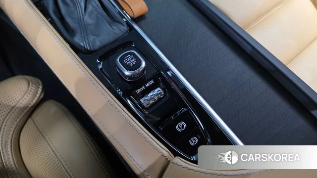 Volvo V90 Cross-Country 2019 Белый из Кореи, фото 6