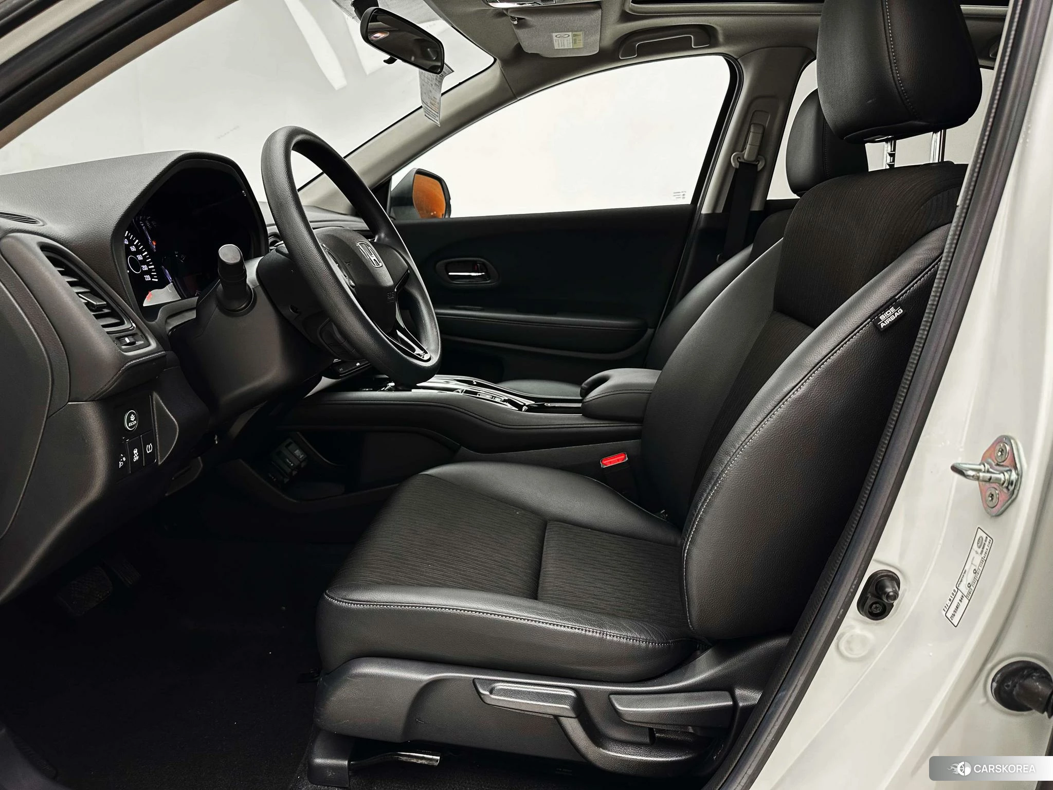 Honda Vezel 2020 Белый из Китая, фото 6