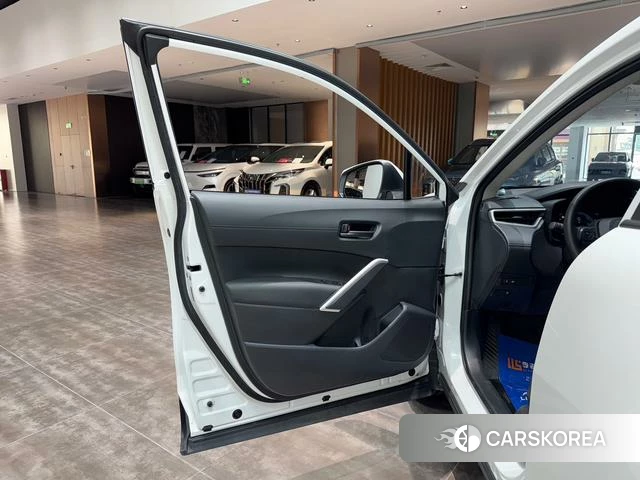 Toyota Corolla 2024 Белый из Китая, фото 6
