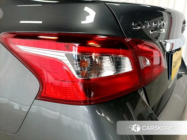 Nissan Sylphy 2025 Темно-серый из Китая, фото 6