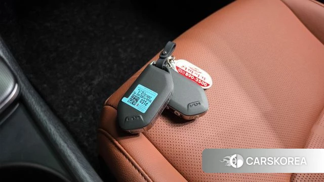 Kia The New Sportage 5th Generation Hybrid 2025 Серебряный из Кореи, фото 6