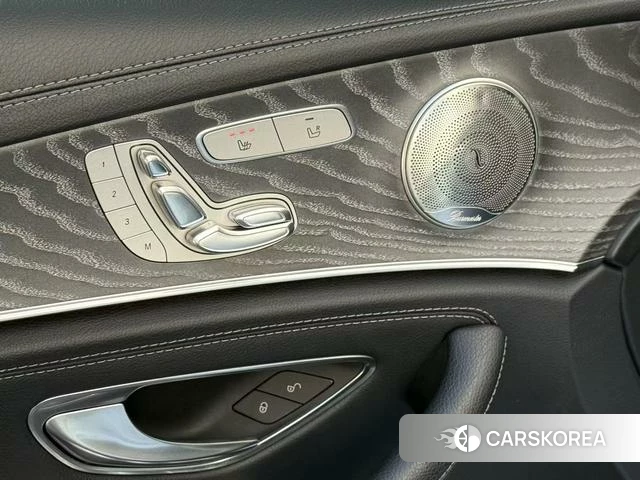 Mercedes-Benz E-Class 2022 Белый из Китая, фото 6