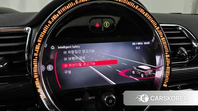 Mini Cooper Clubman 2021 Серебряный из Кореи, фото 6