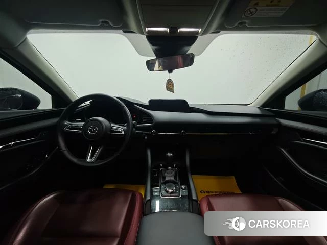 Mazda 3 2023 Черный из Китая, фото 6